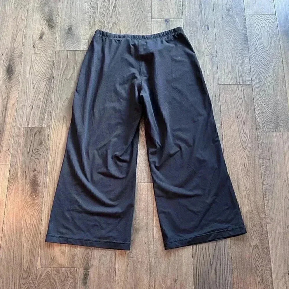 Mountain Hardware Wide Leg Crop Size S Lounge Drawstring Pull On Pants Black - Picture 3 of 8